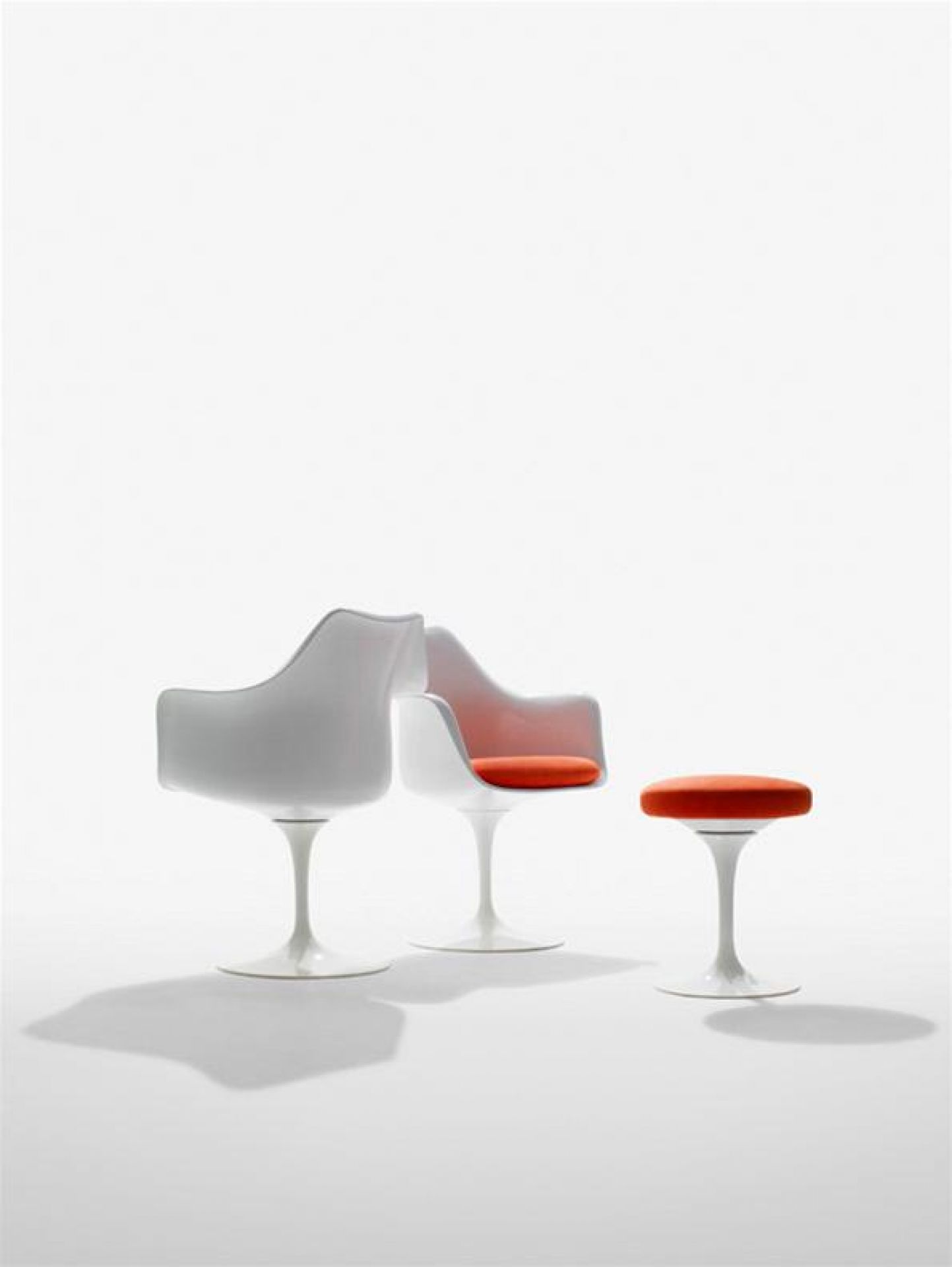 Tulip stool Knoll International