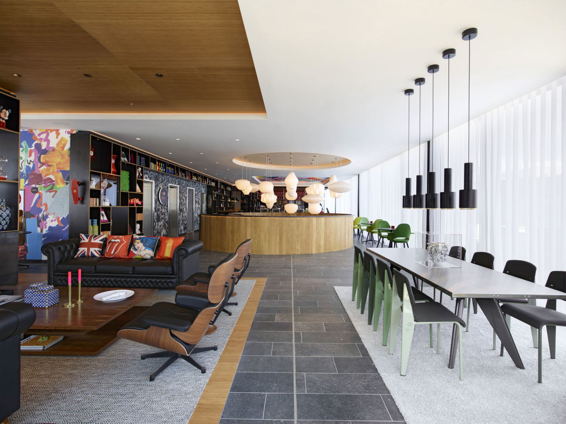 Standard Chair Vitra