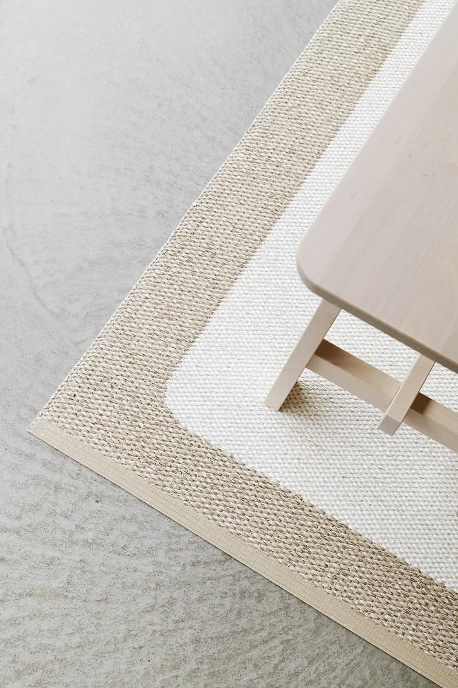 Ilda Plastic carpet 180x180 cm Pappelina Brick