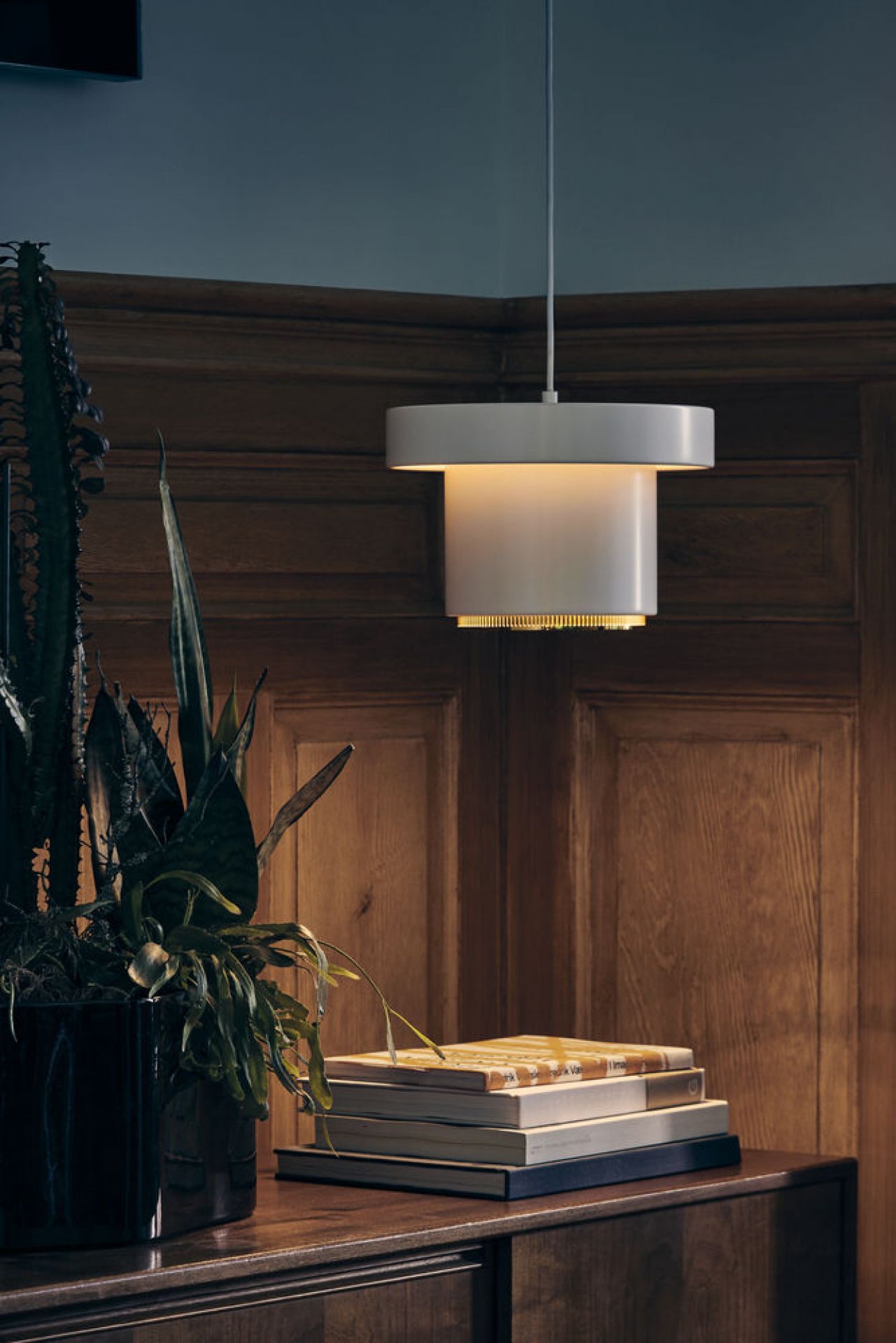 A201 Pendant light Artek White - Brass