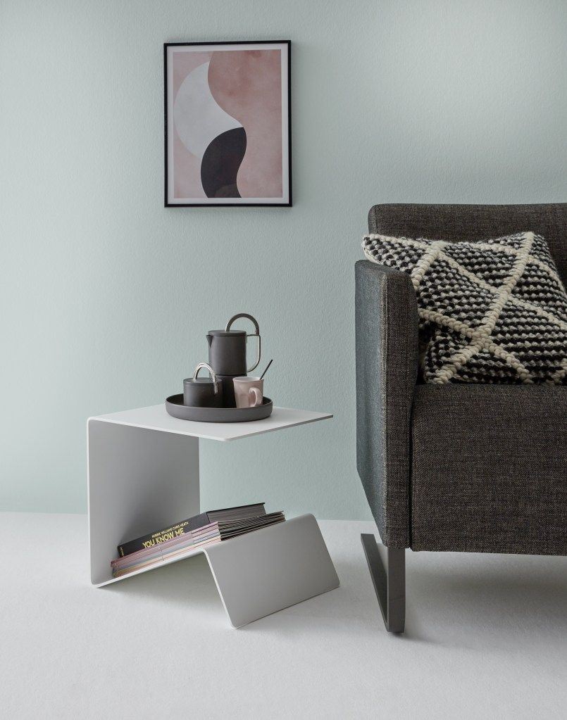 Buk side table Müller Möbelwerkstätten