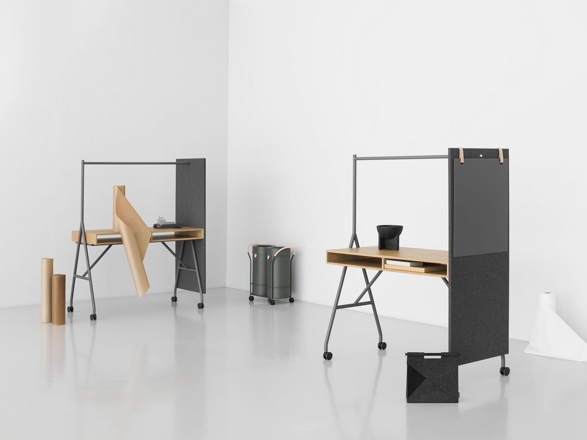 Hangout High Desk high table Mizetto QUICK SHIP