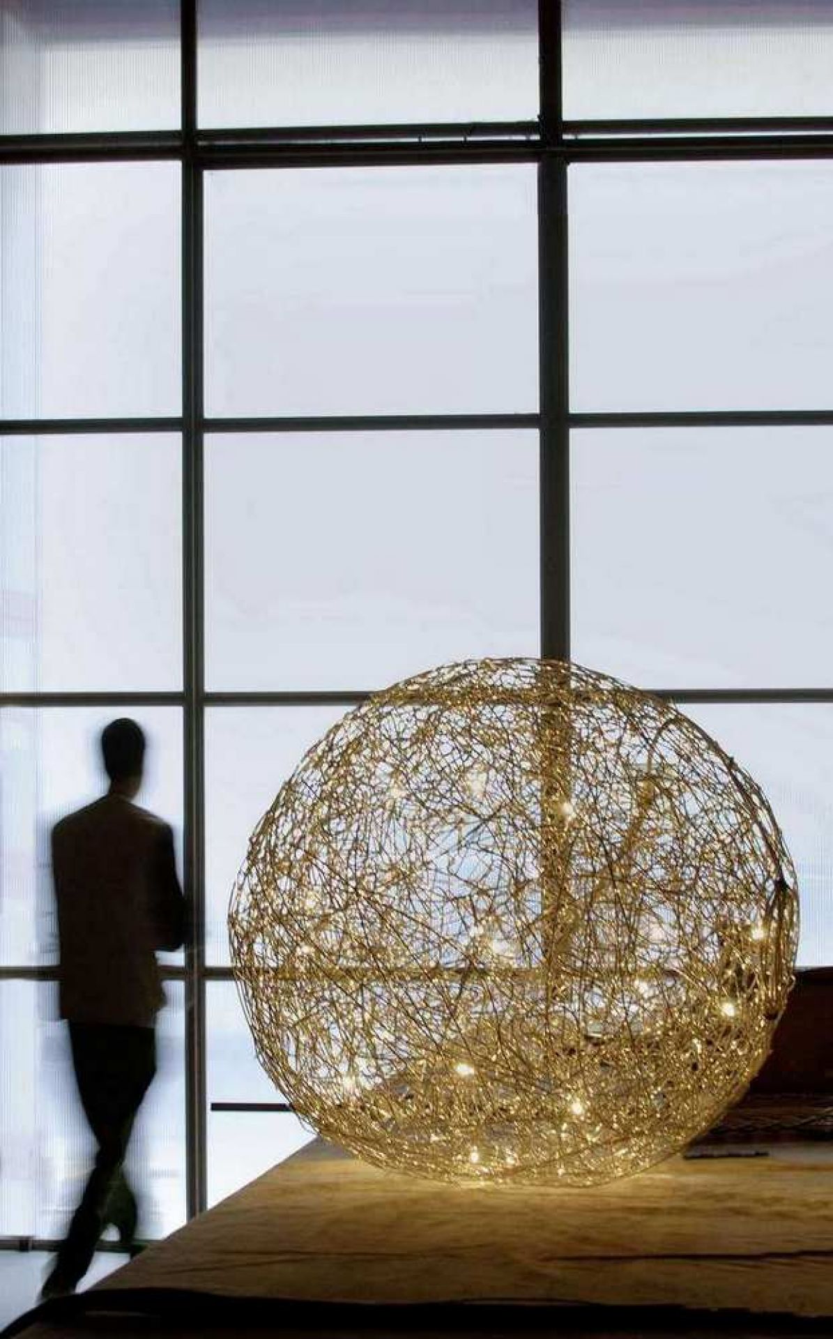 Fil de Fer floor lamp Catellani & Smith