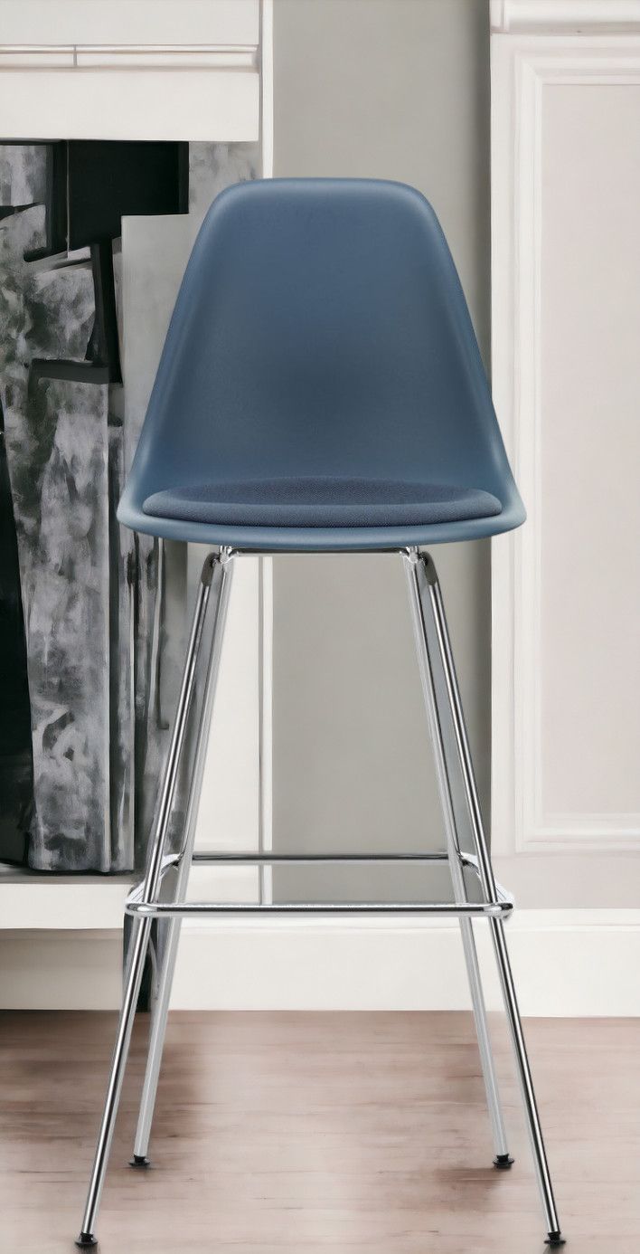 Eames Plastic Bar Stool Bar Stool High with seat cushion Vitra