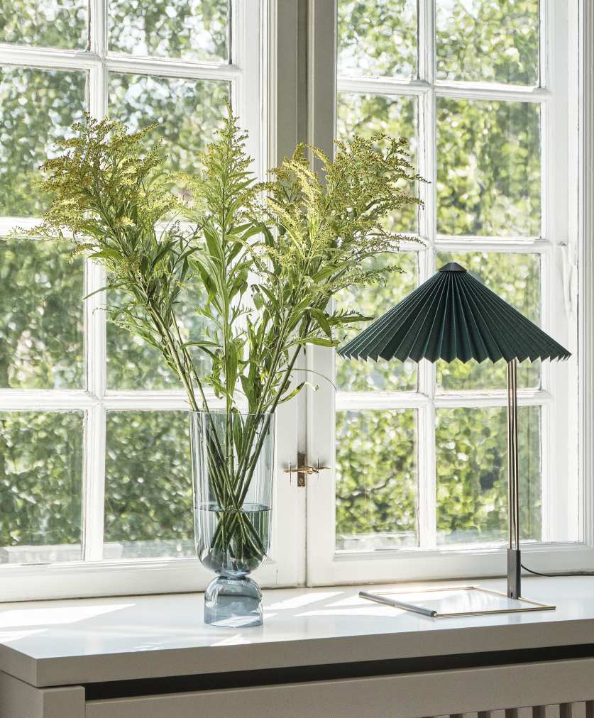 Matin Table Lamp L Yellow Hay