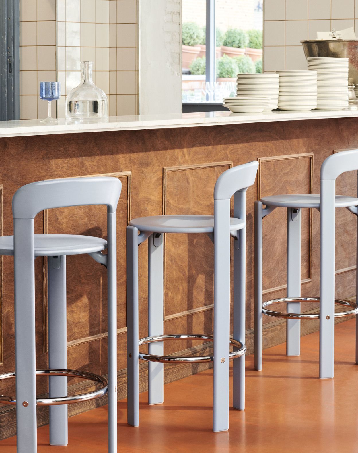 Rey Bar Stool Low Bar stool Hay