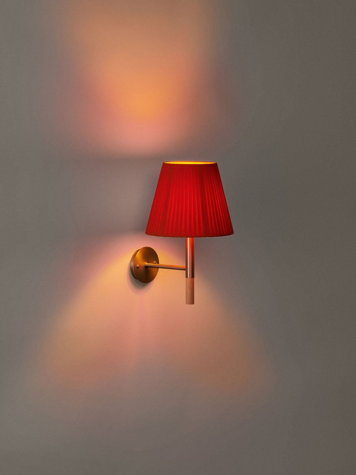 BC2 Wall lamp Santa & Cole