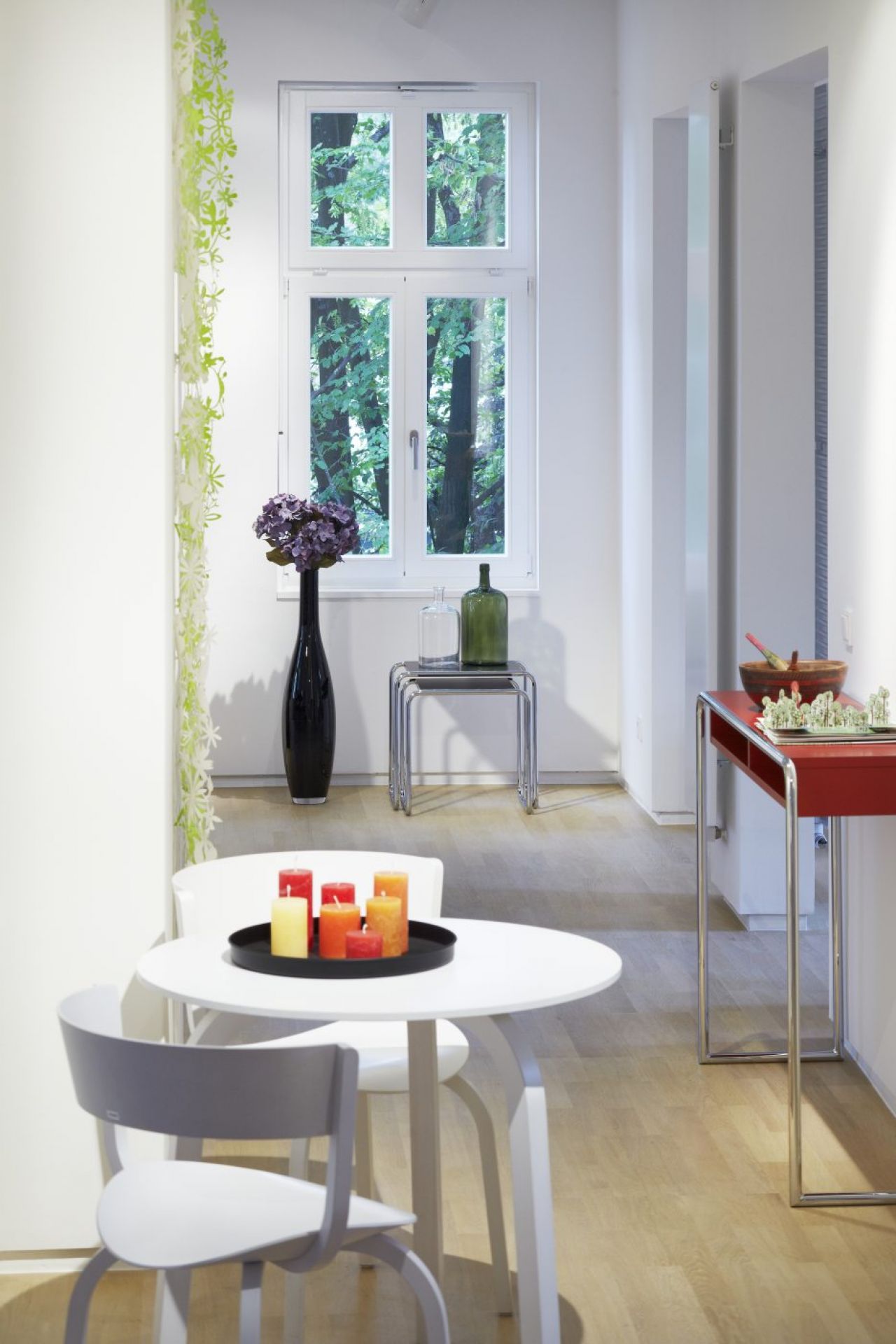 B 108 console table Thonet