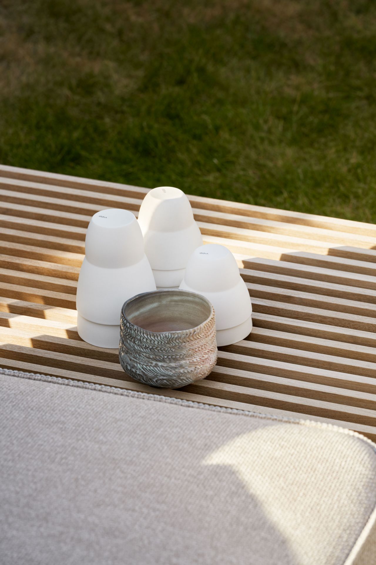 Open-Air Outdoor Sofa open end left Vipp