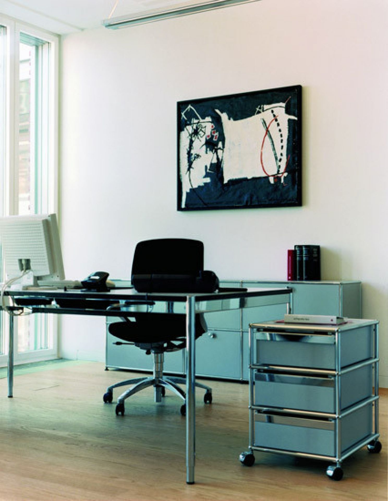 USM Haller Table 175 x 75 cm pearl grey QUICK SHIP