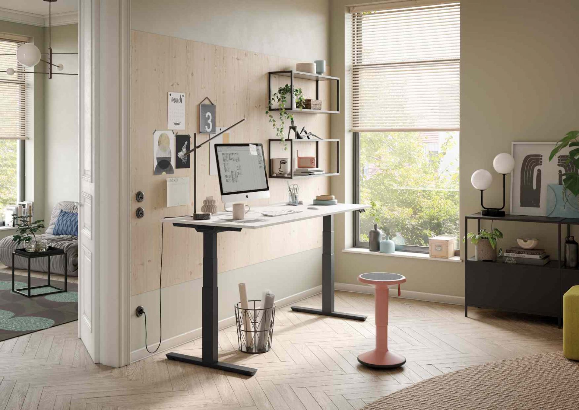 Crew T height-adjustable desk by Palmberg