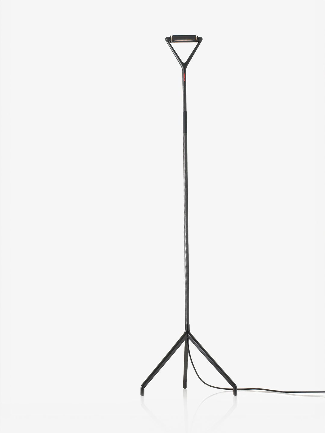 D15 Lola Floor floor lamp Luceplan