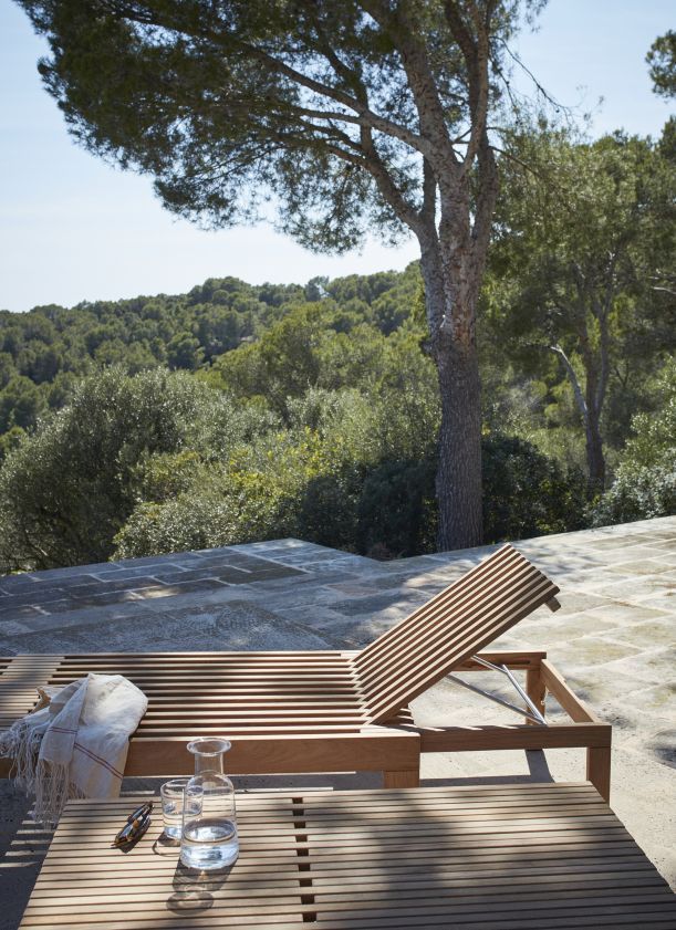 Riviera Sunbed Outdoor Skagerak by Fritz Hansen