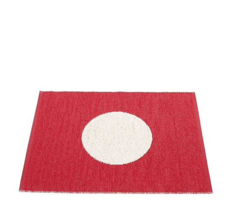 Vera Small One Plastic carpet 70x90 cm Pappelina Red