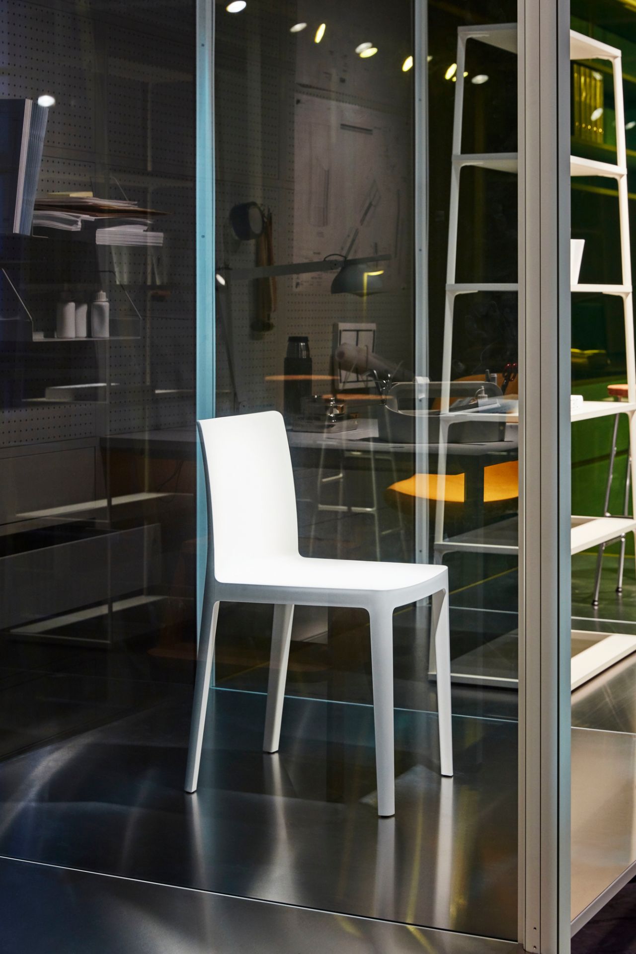 Élémentaire / Elementaire Chair Outdoor Smoke green Hay SINGLE PIECES Élémentaire / Elementaire Chair Outdoor Smoke green Hay SINGLE PIECES