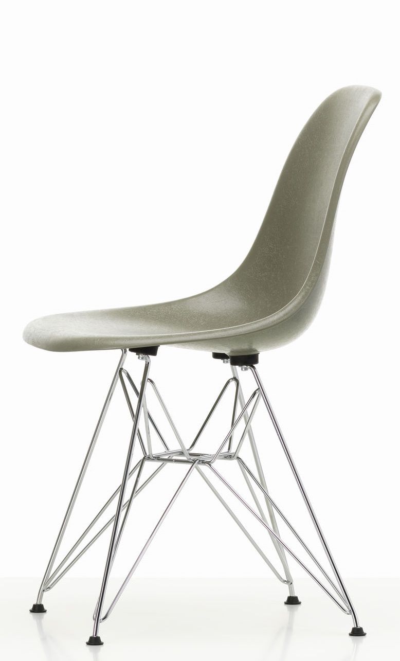 Eames Fibreglass Chair DSR Chair Vitra