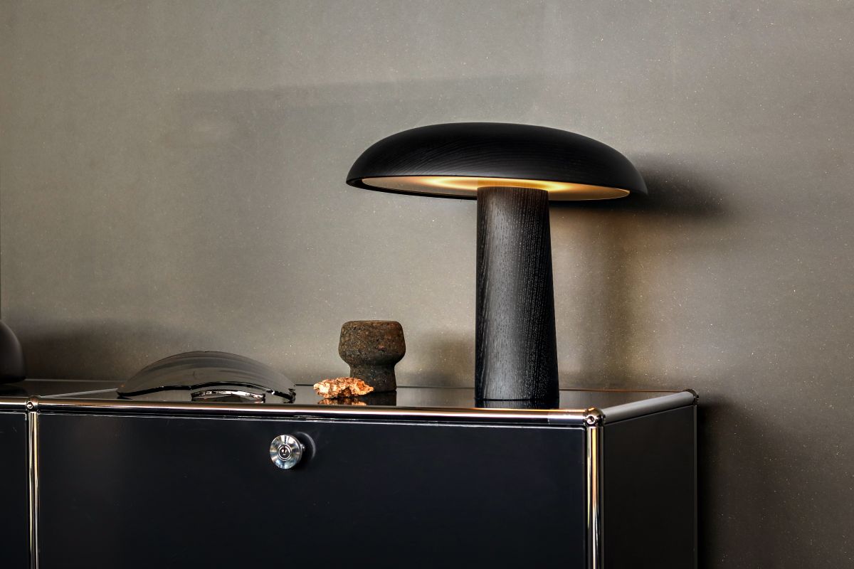 Forma Table lamp black ClassiCon