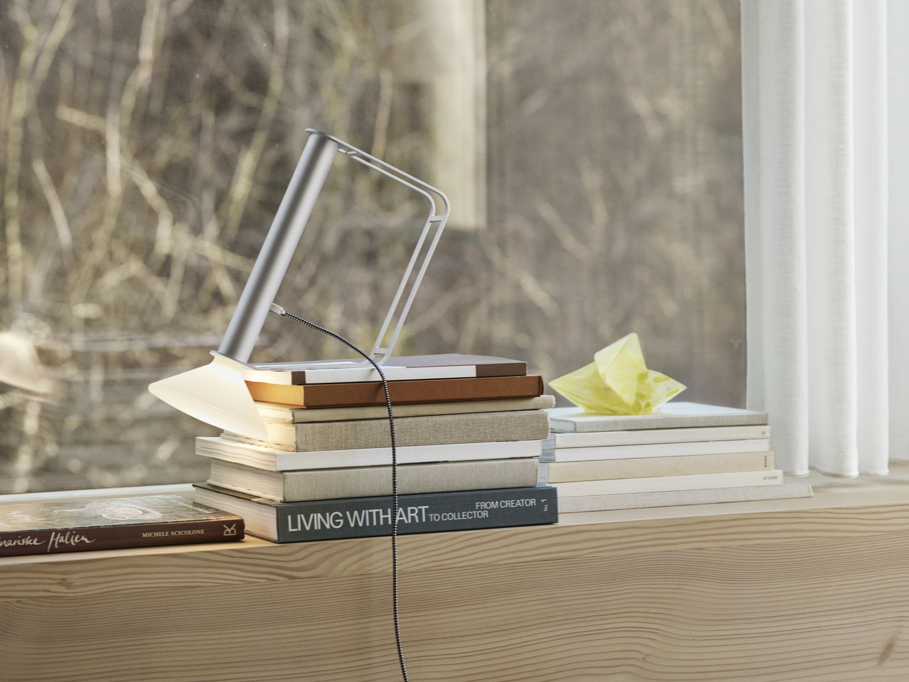 Piton Portable Lamp Battery Table Lamp Muuto