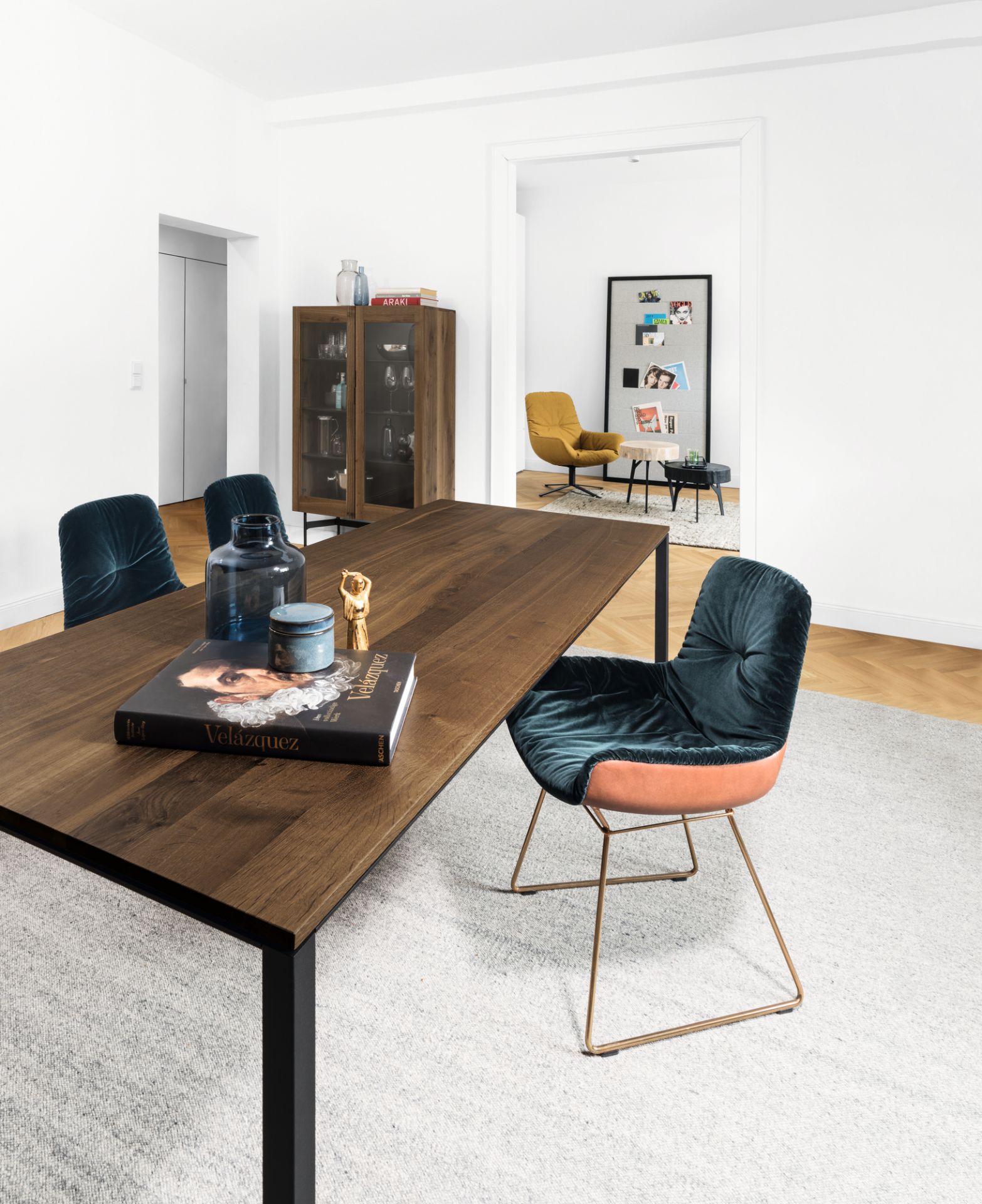 S 600 Table smoked oak Janua