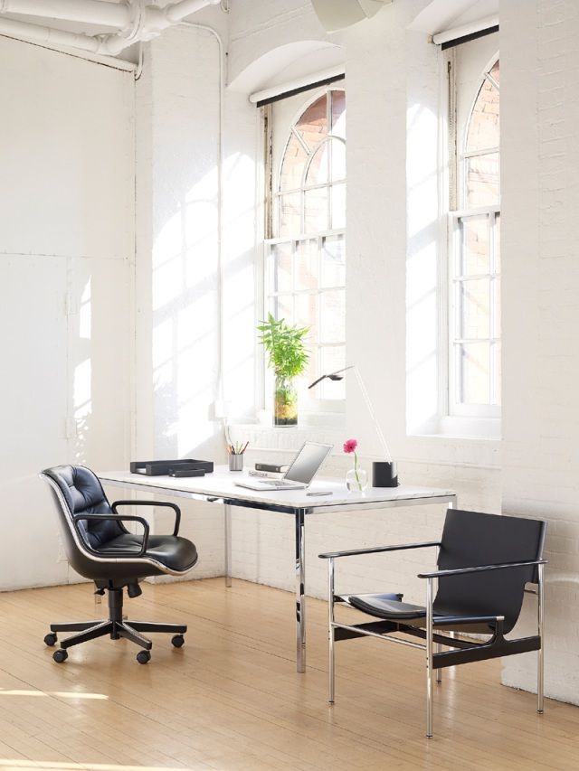 Pollock Armchair Knoll International