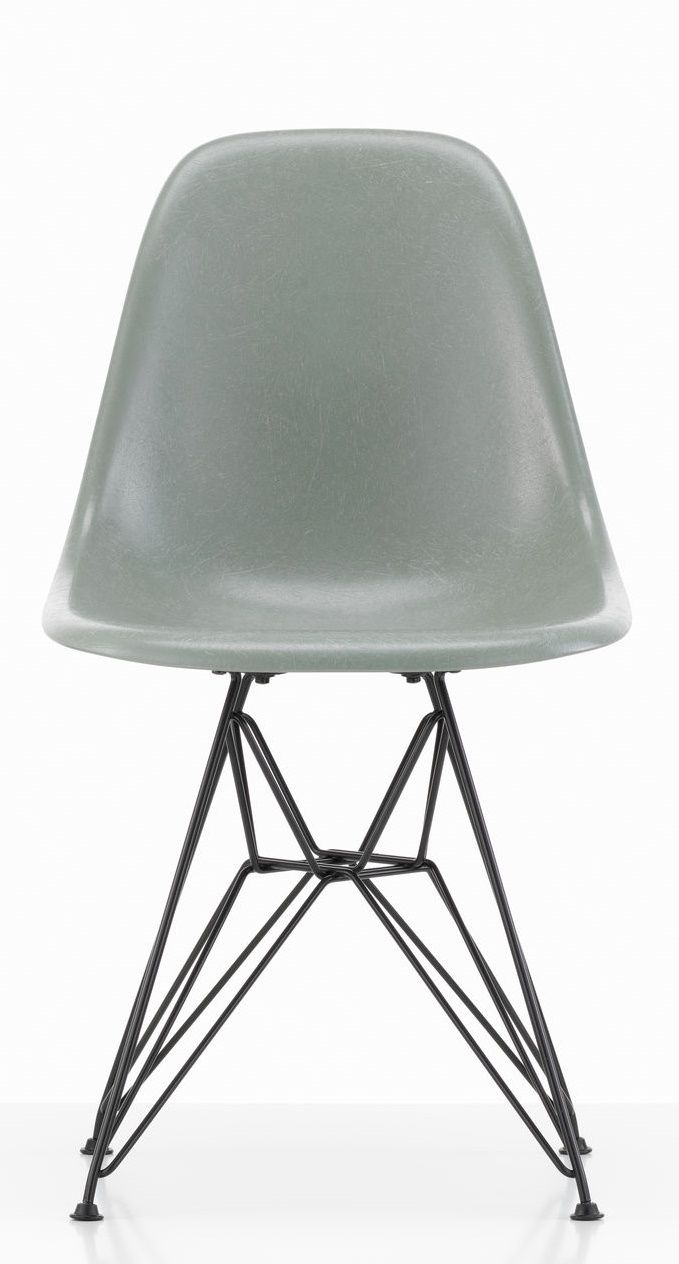 Eames Fibreglass Chair DSR Chair Vitra