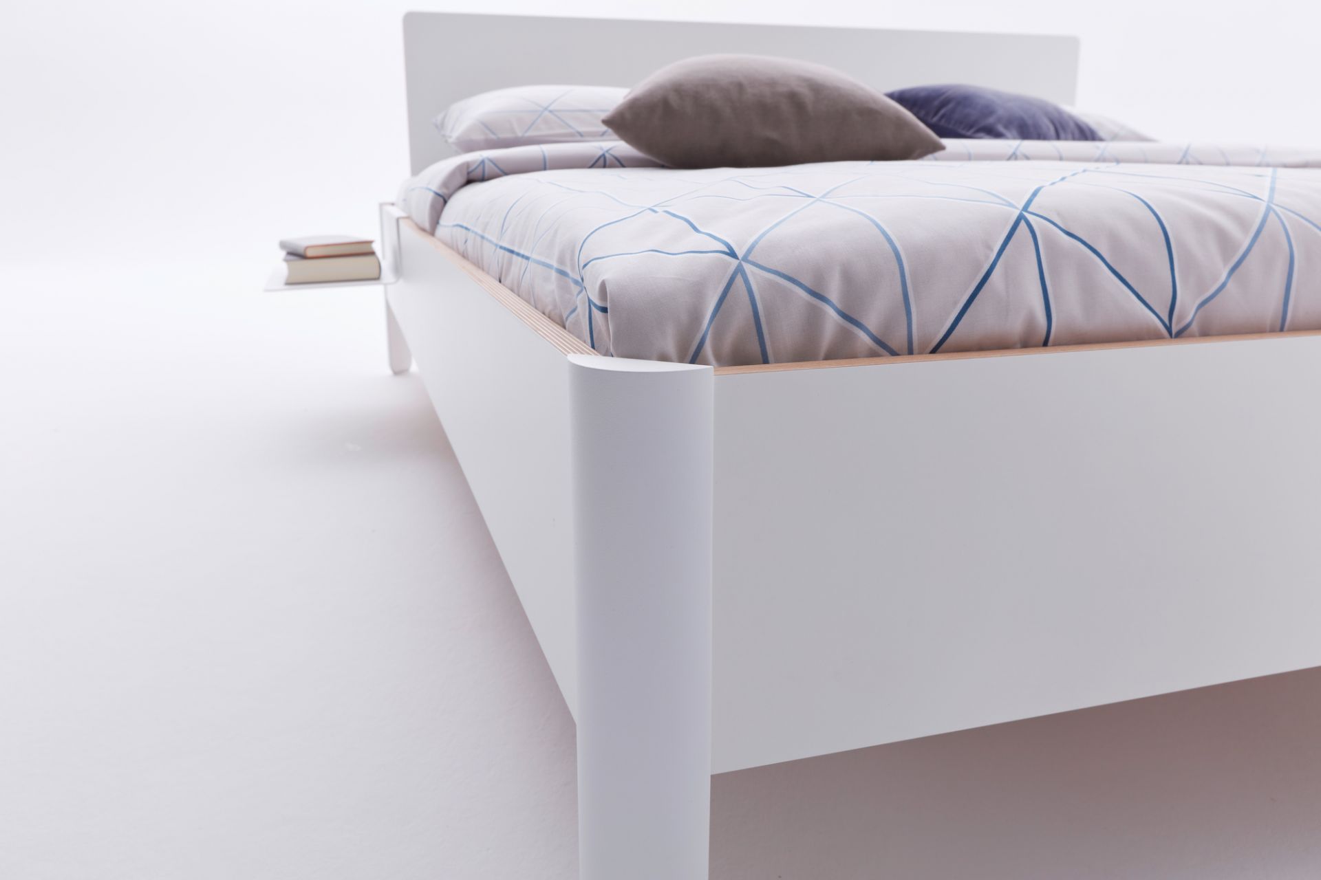 Nait Bed with headboard CPL white Müller Möbelwerkstätten