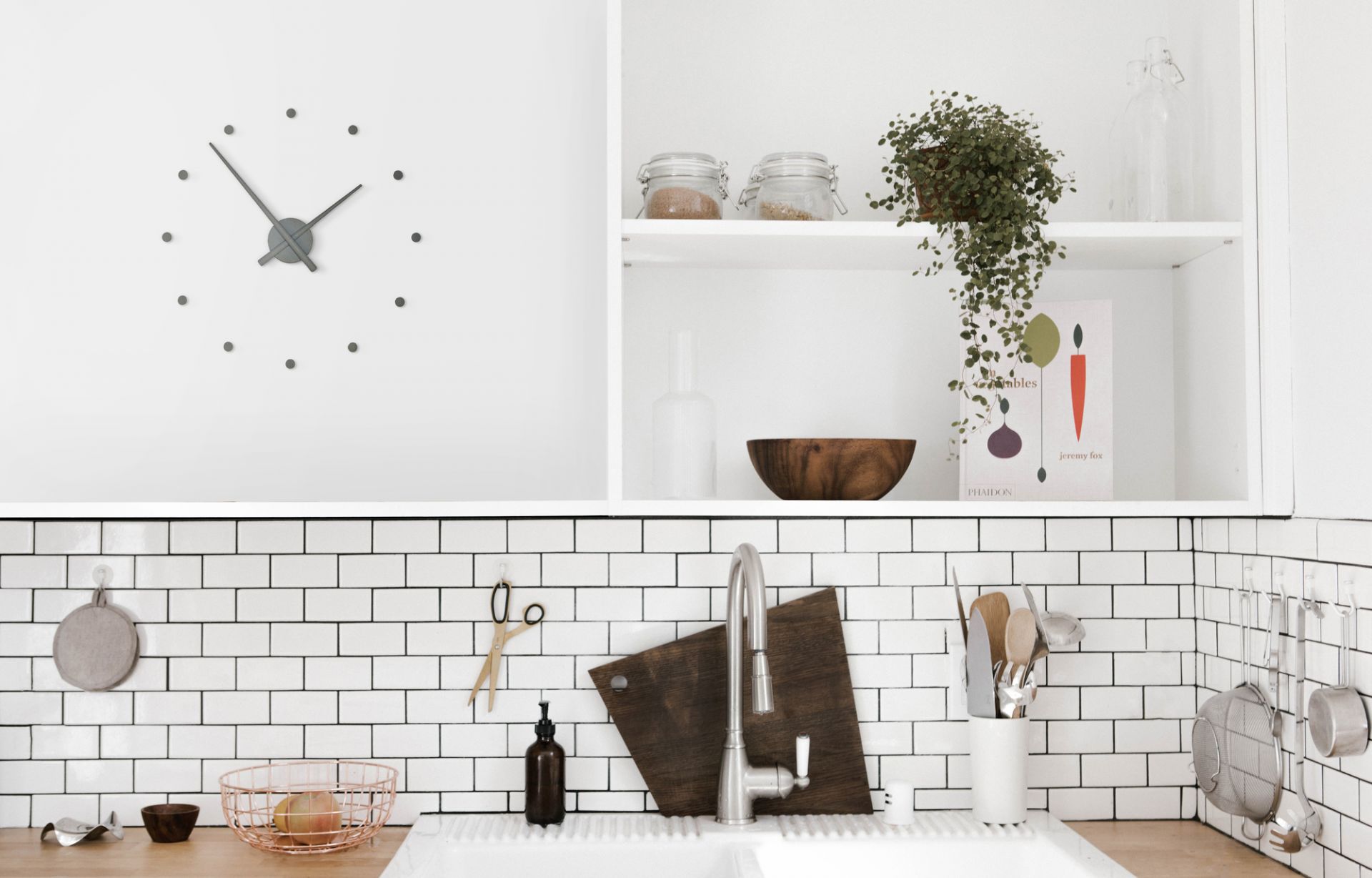 OJ wall clock gray nomon