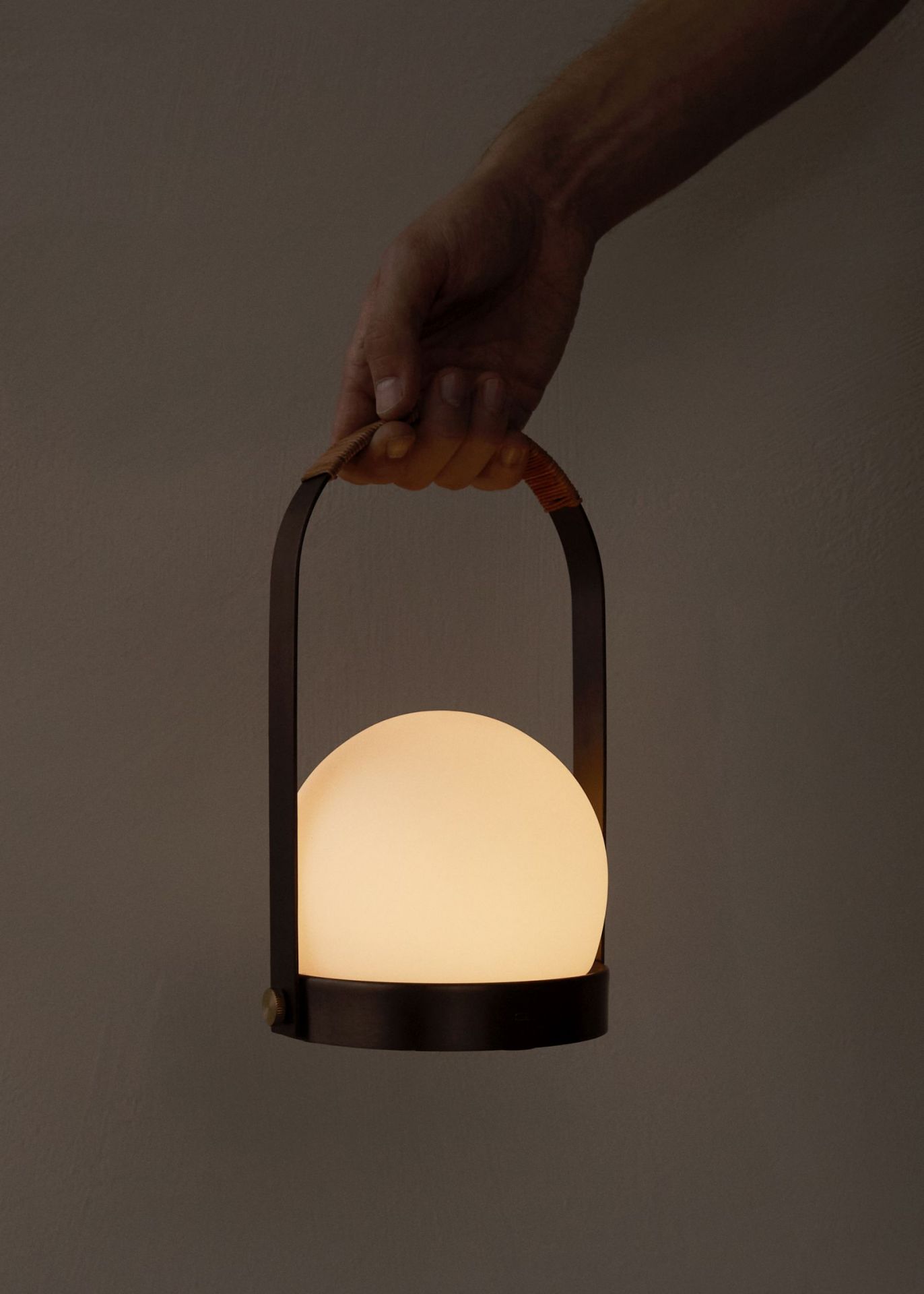 Carrie Table Lamp Leather Battery light Audo