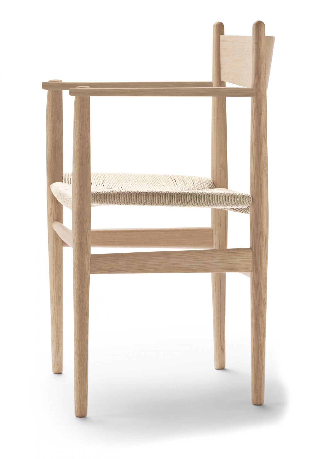 CH37 Chair with armrests Carl Hansen &amp; Søn beech soaped natural braid