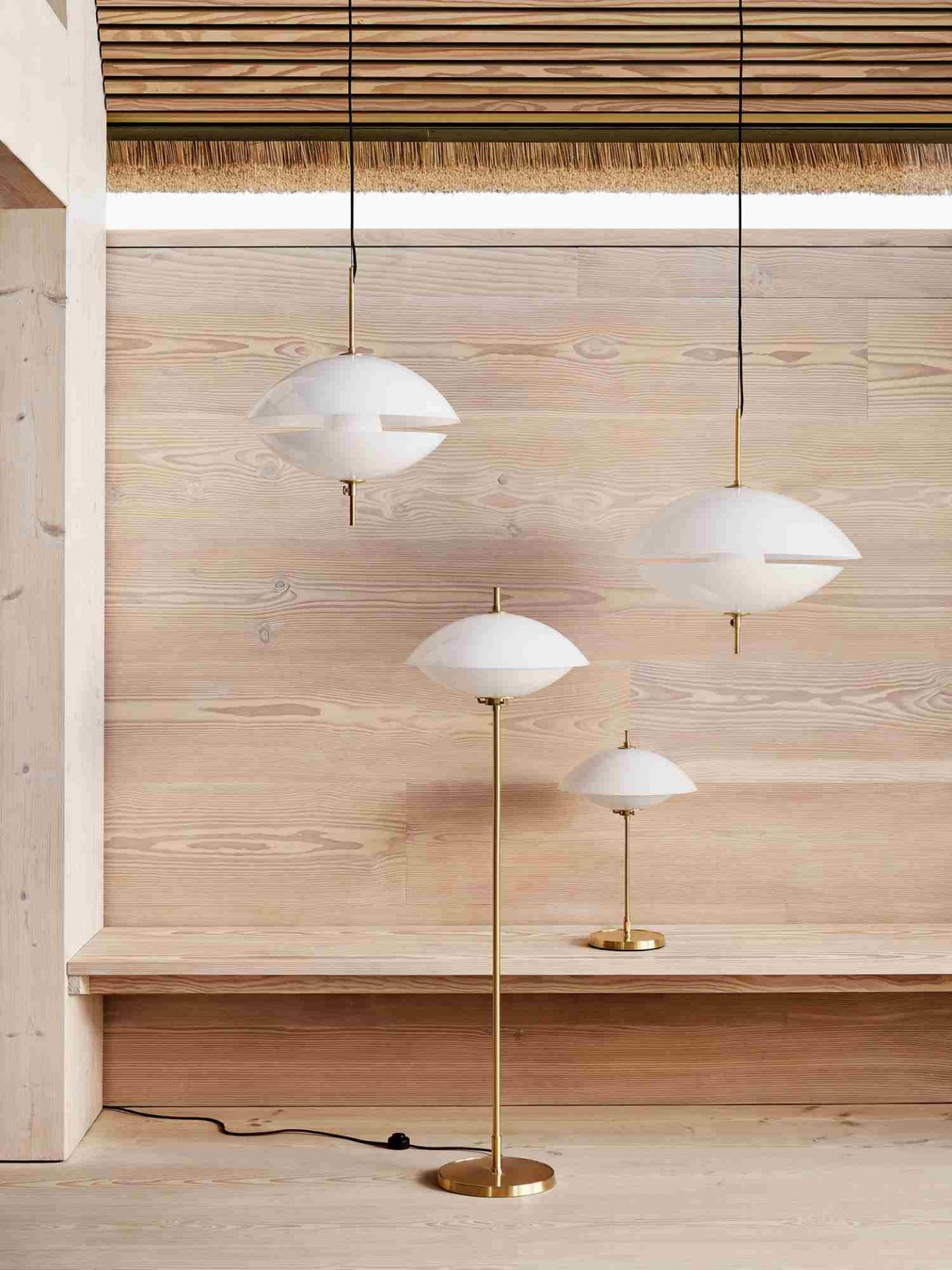 Clam Table lamp Fritz Hansen table lamp