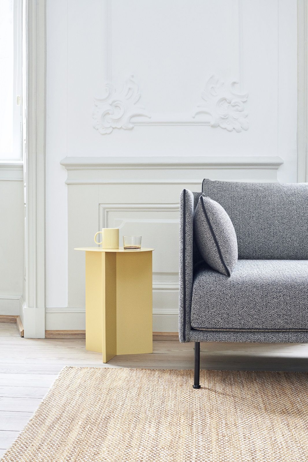 Silhouette Sofa 2-seater Low Hay