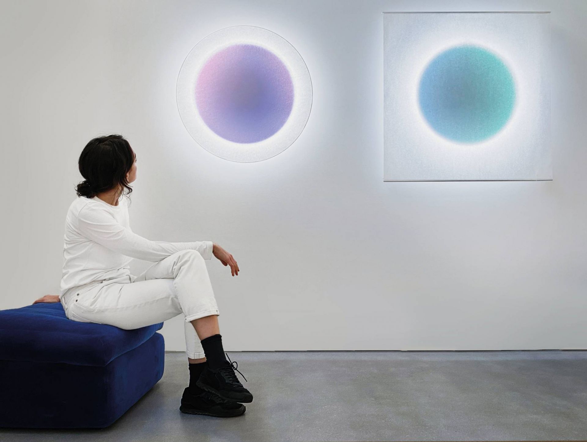 Moodmoon Round Wall Light Ingo Maurer