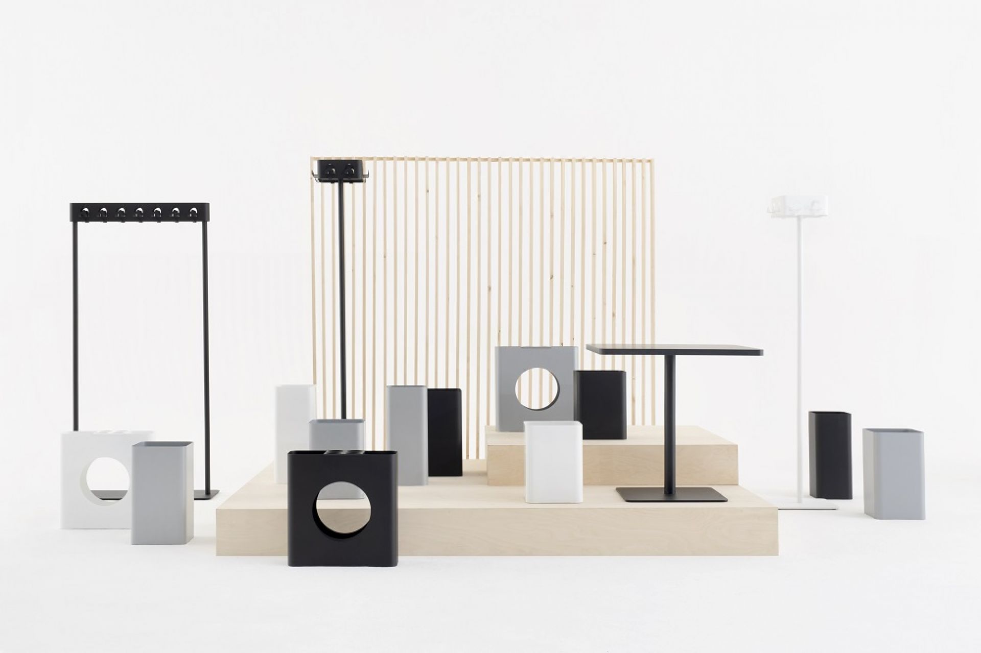 Flow II wastepaper basket Cascando