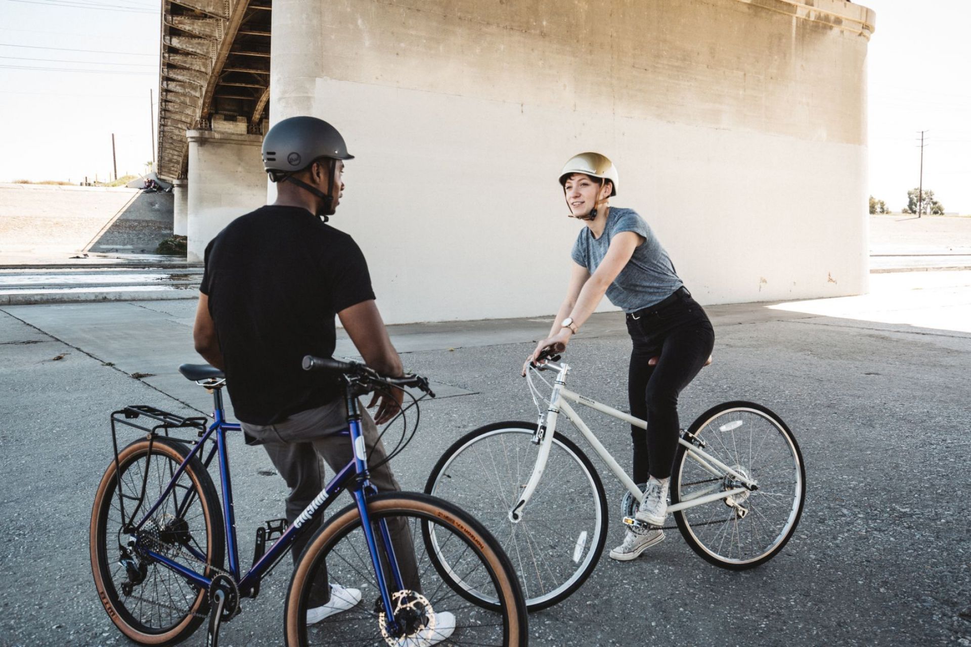 Thousand heritage bike helmet deals stay gold lg