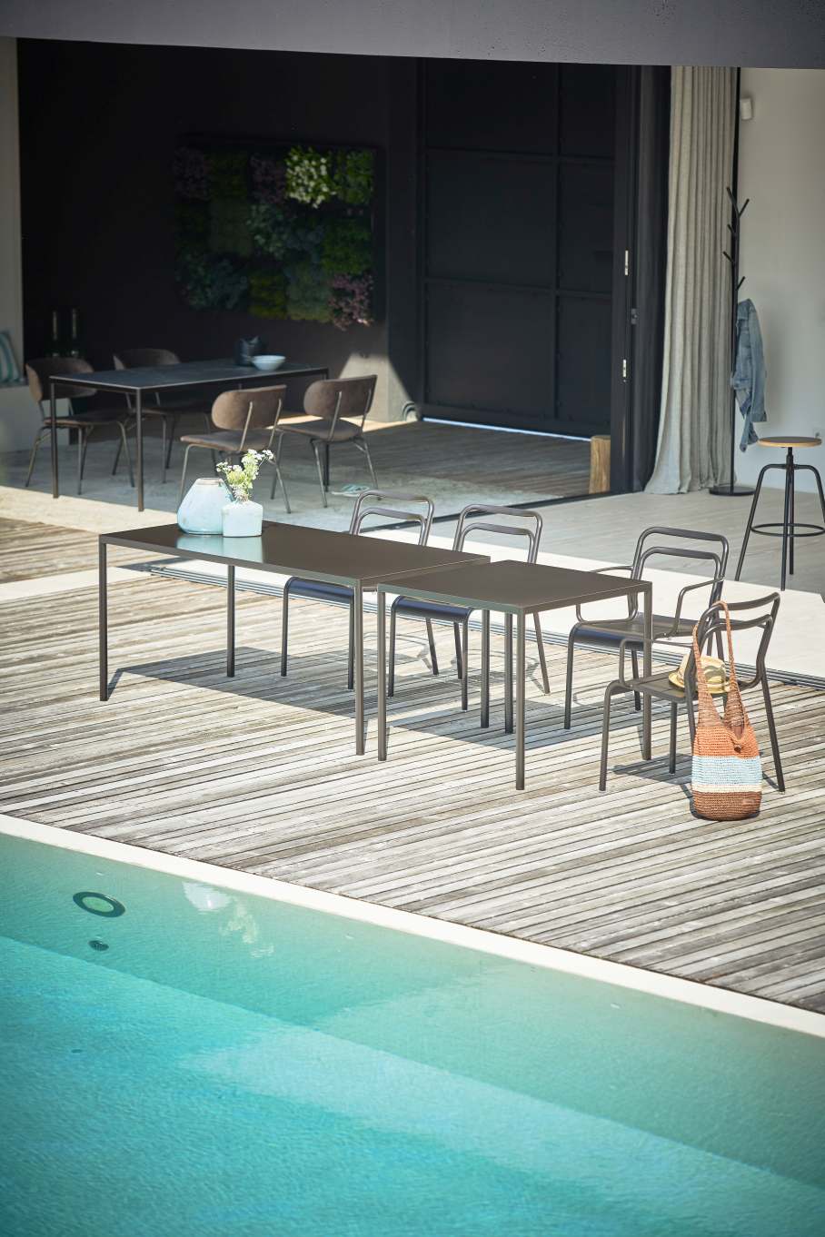 Live Stacking Chair Outdoor Jan Kurtz 