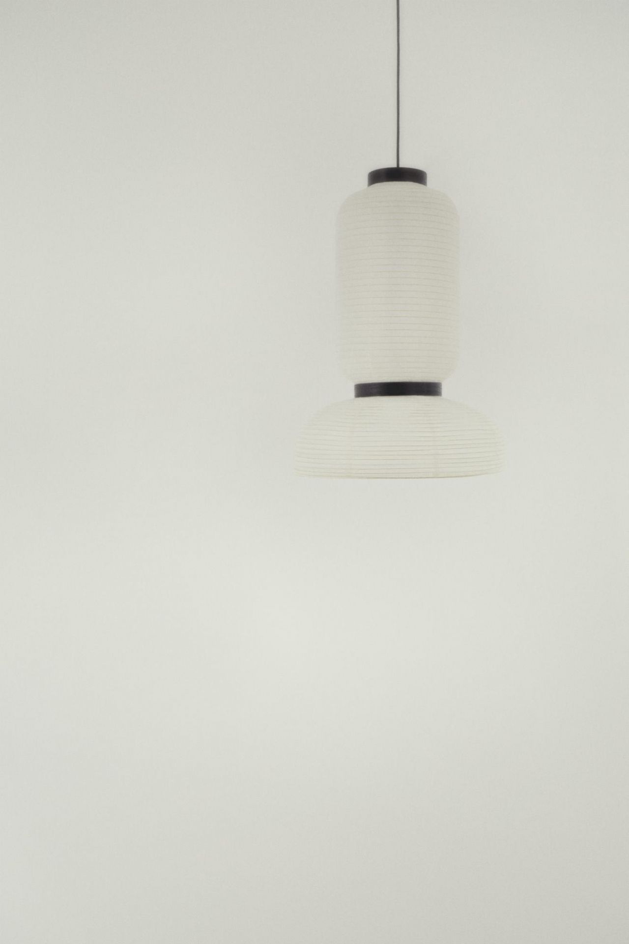 Formakami JH3 pendant lamp AndTradition